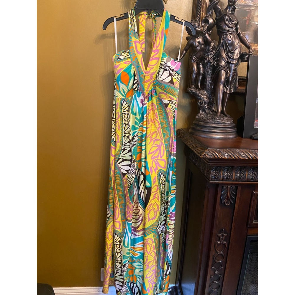 Pre-Owned Pretty Young Thing Multi-Color Maxi Dress